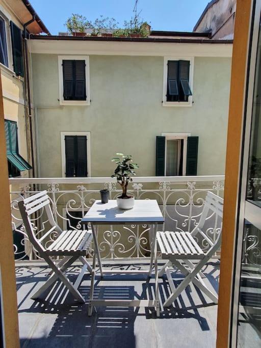 Daisy Apartment - City Center La Spezia Exterior foto